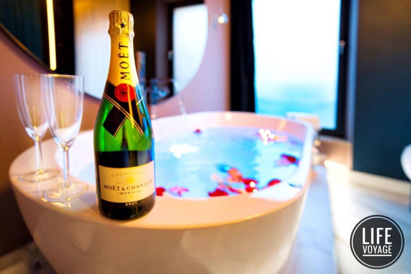Life Voyage Residence & Spa - Strasbourg'S City Center Luxury Experience Esterno foto